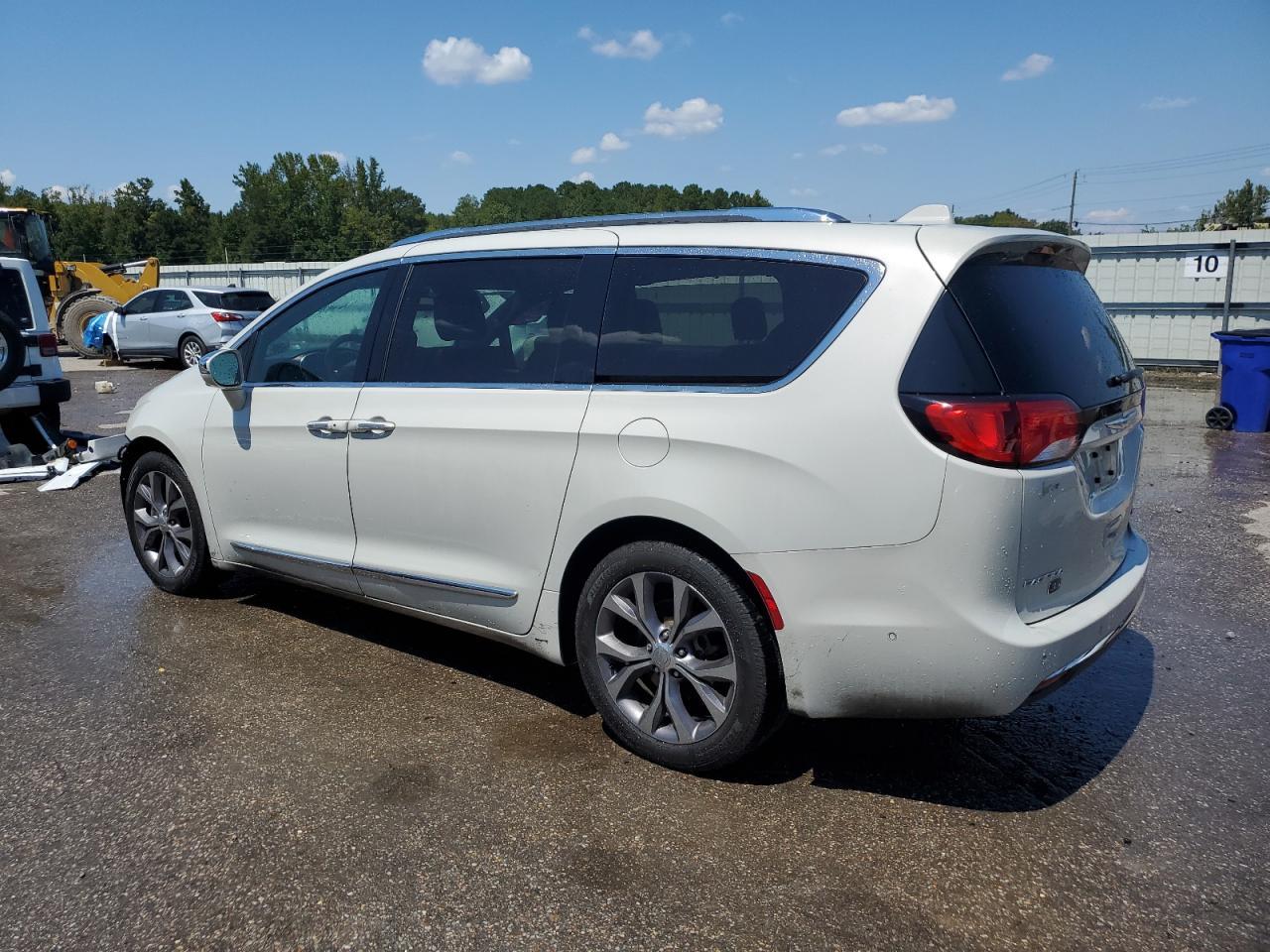 2020 Chrysler Pacifica Limited - Фото 2