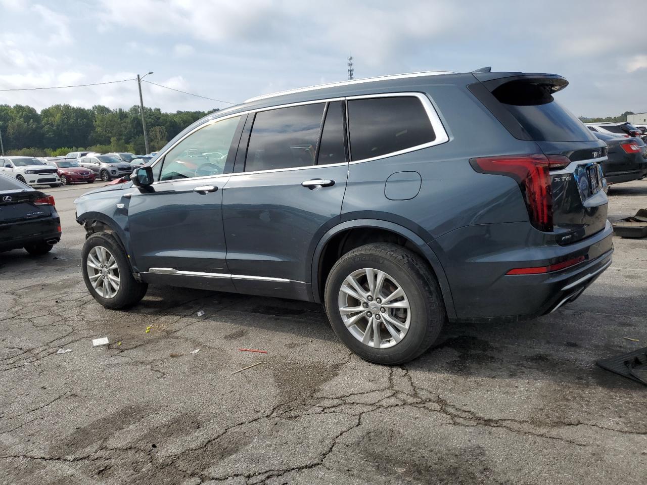 2021 Cadillac Xt6 Luxury - Image 2