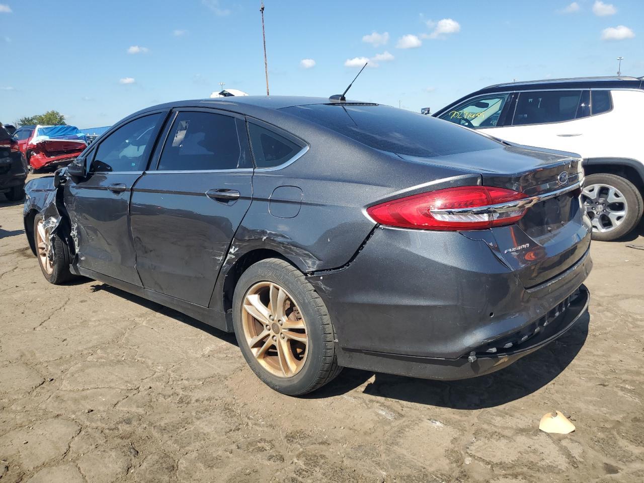2018 Ford Fusion Se - Фото 2