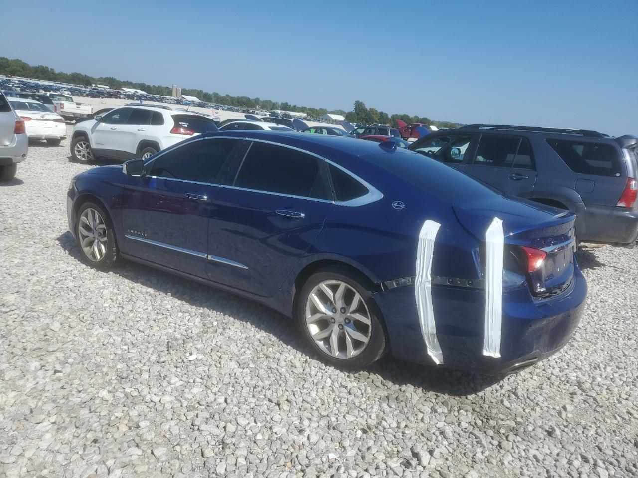2014 Chevrolet Impala Ltz - Image 2