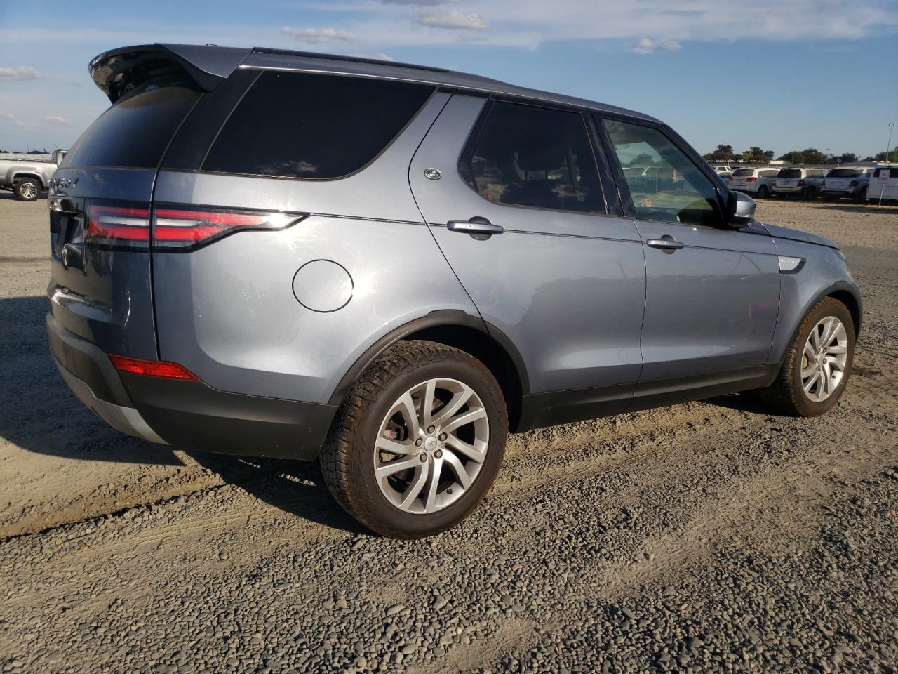 2018 Land Rover Discovery Hse - Image 3