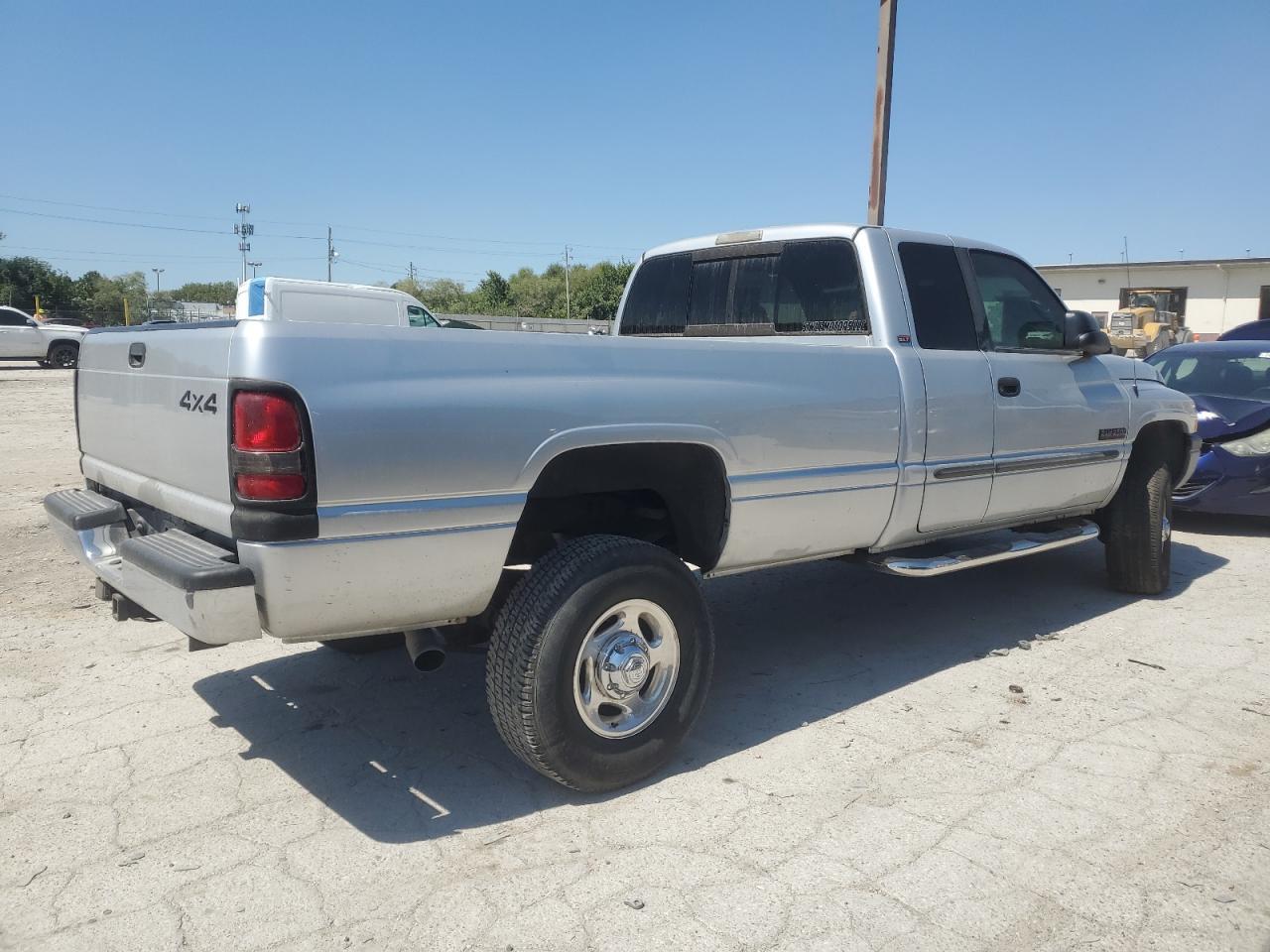 2001 Dodge Ram 2500 - Фото 3