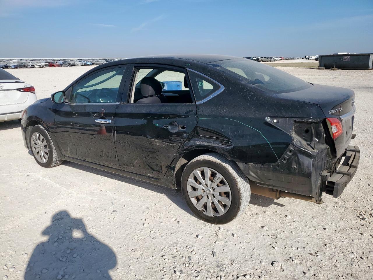 2015 Nissan Sentra S - Фото 2