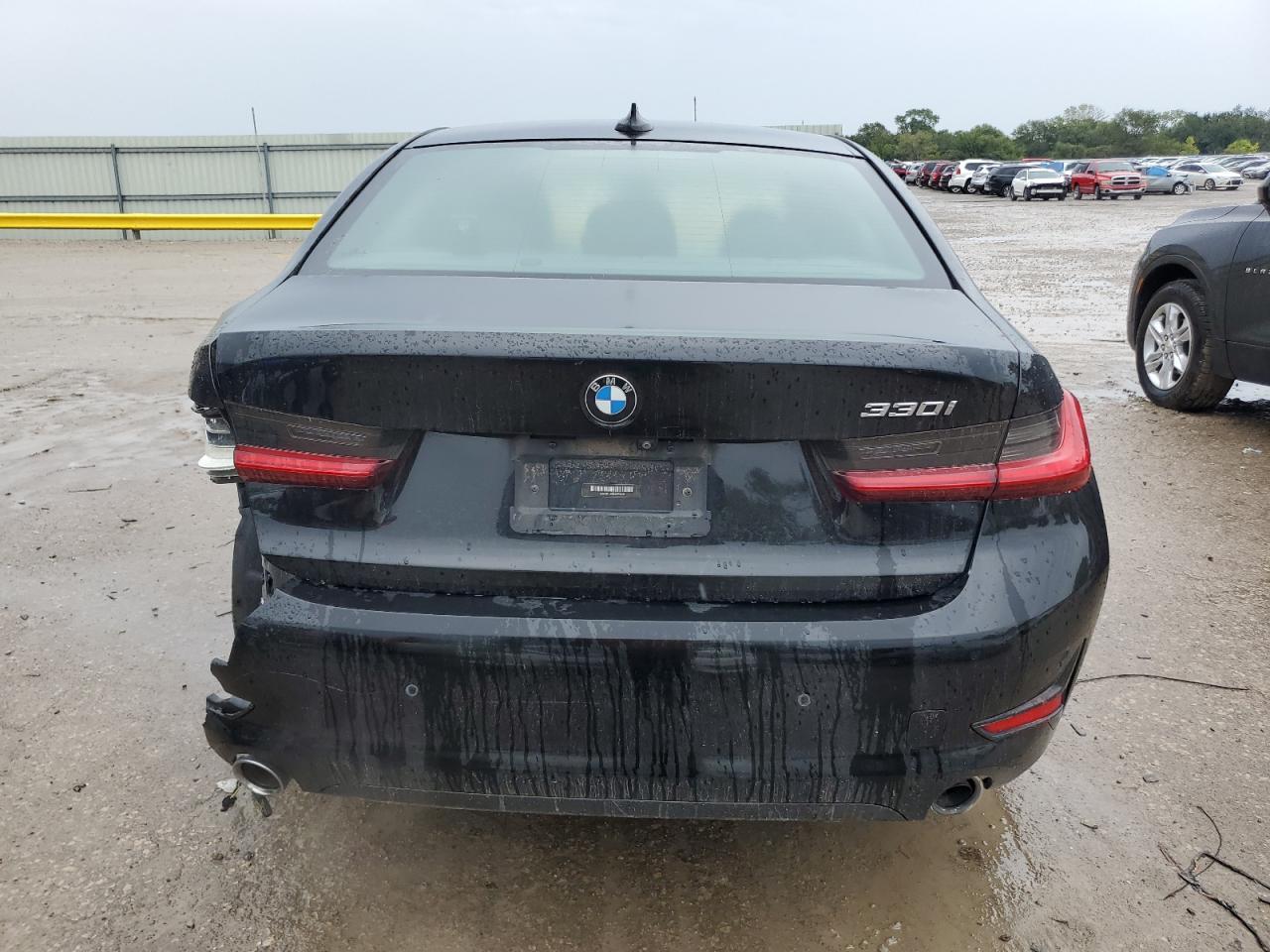 2020 BMW 330I - Фото 6