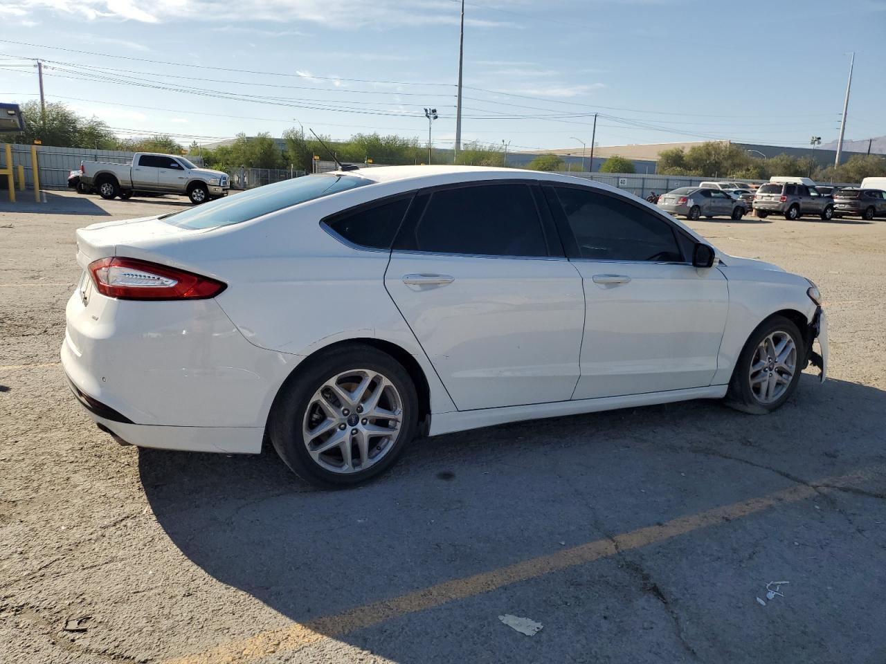 2016 Ford Fusion Se - Фото 3