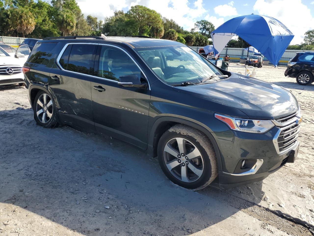 2020 Chevrolet Traverse Lt - Image 4