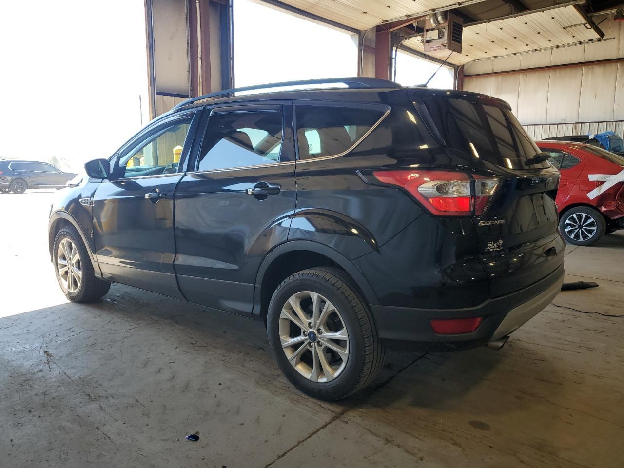 2017 Ford Escape Se - Фото 2