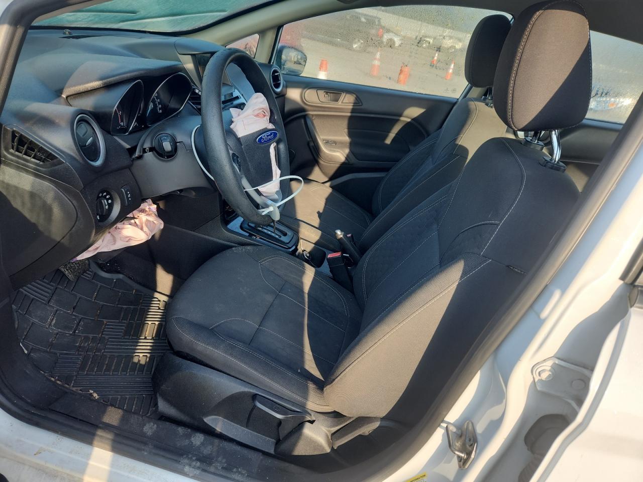 2019 Ford Fiesta Se - Фото 7