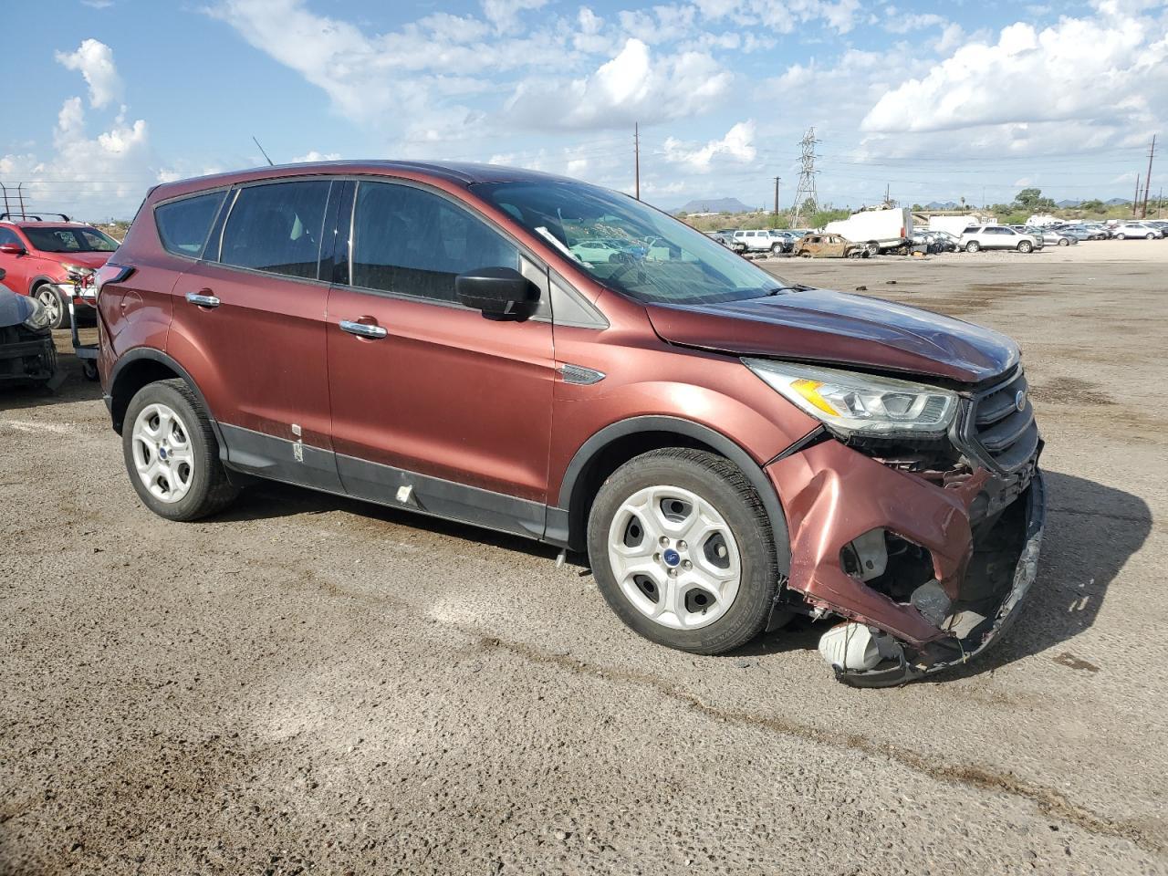 2018 Ford Escape S - Фото 4