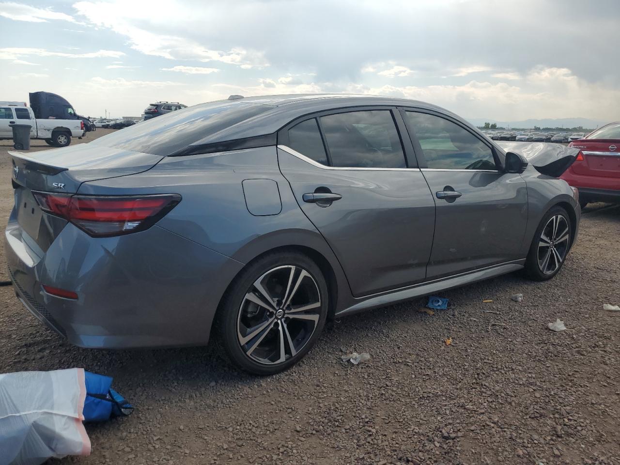 2022 Nissan Sentra Sr - Image 3