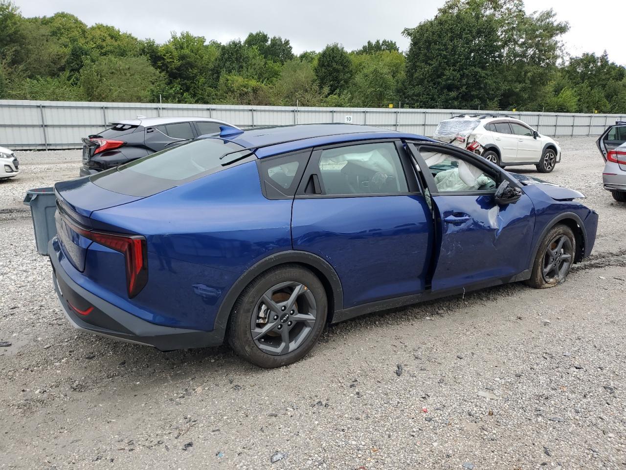 2025 Kia K4 Lx - Фото 3