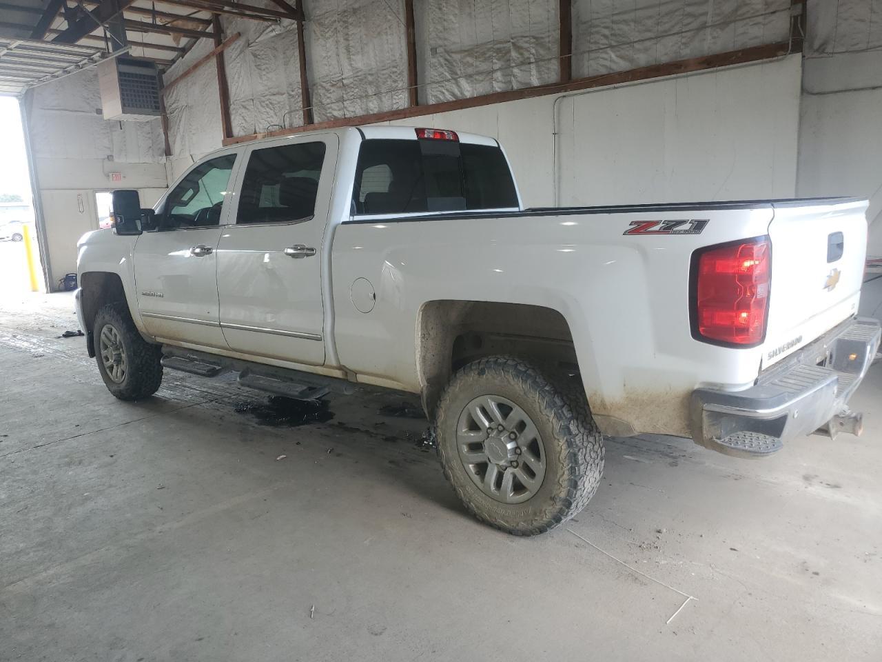 2016 Chevrolet Silverado K2500 Heavy Duty Ltz - Image 2