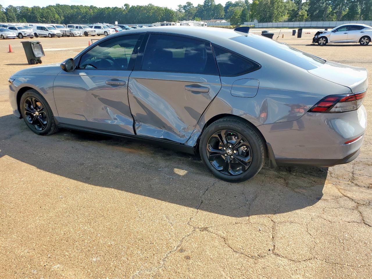 2025 Honda Accord Se - Image 2