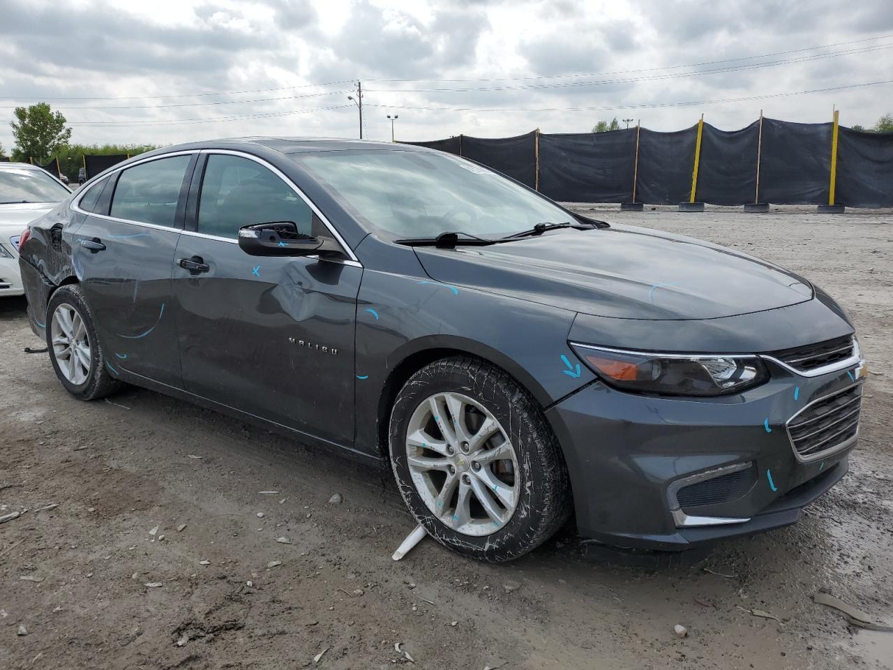 2017 Chevrolet Malibu Lt - Image 4