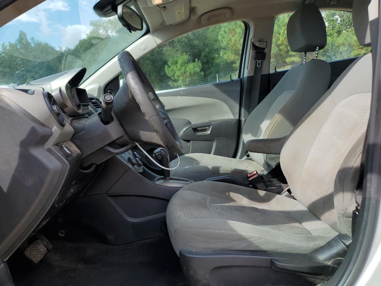 2012 Chevrolet Sonic Ls - Image 7