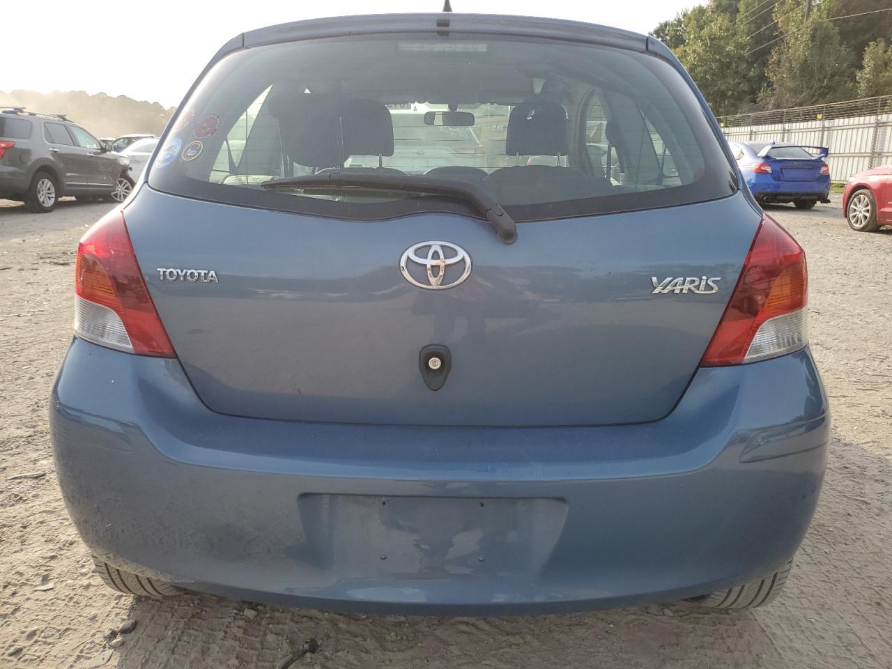 2010 Toyota Yaris - Фото 6