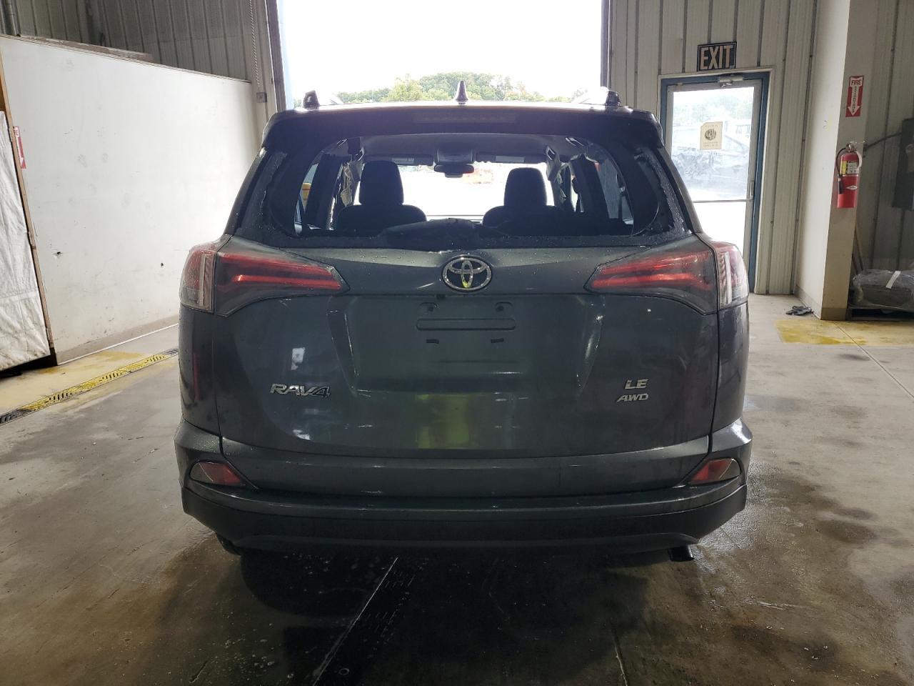 2017 Toyota Rav4 Le - Фото 6