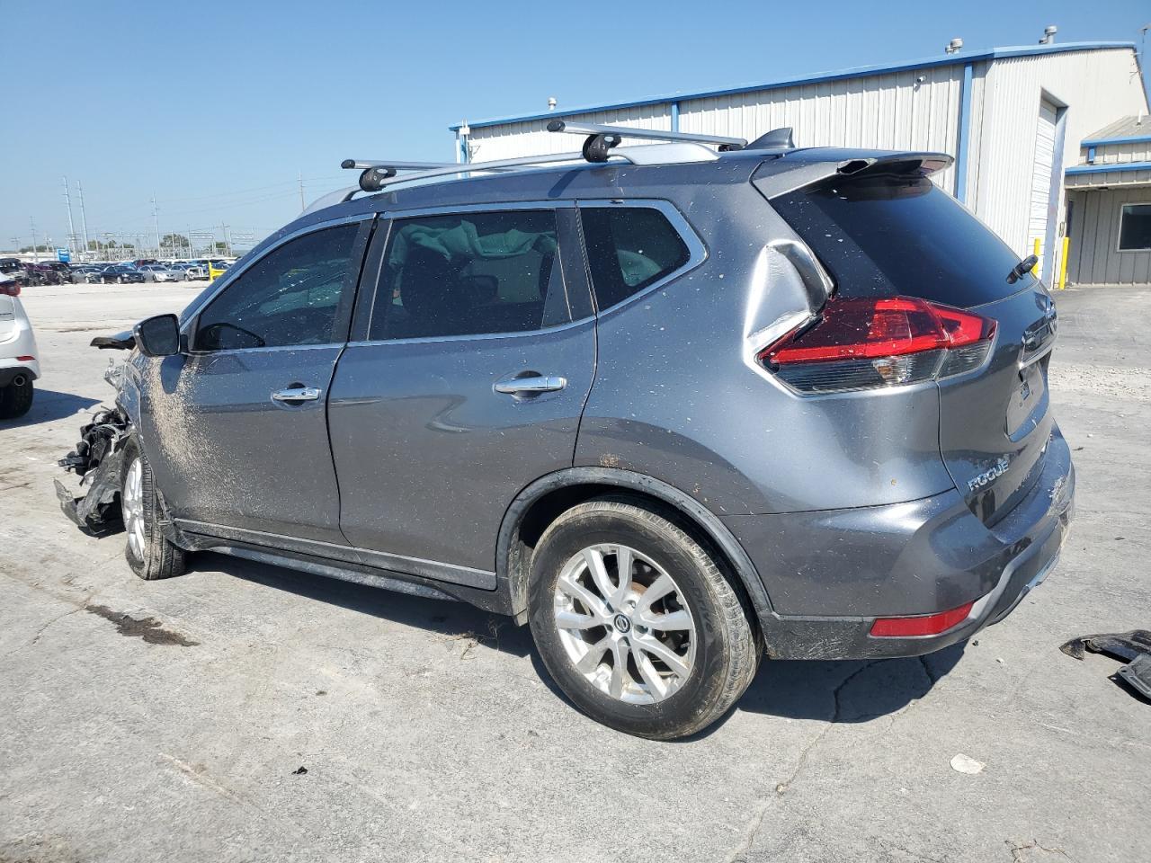 2018 Nissan Rogue S - Фото 2