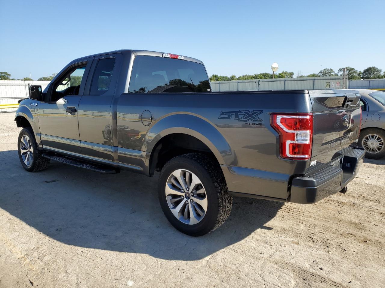 2018 Ford F150 Super Cab - Image 2