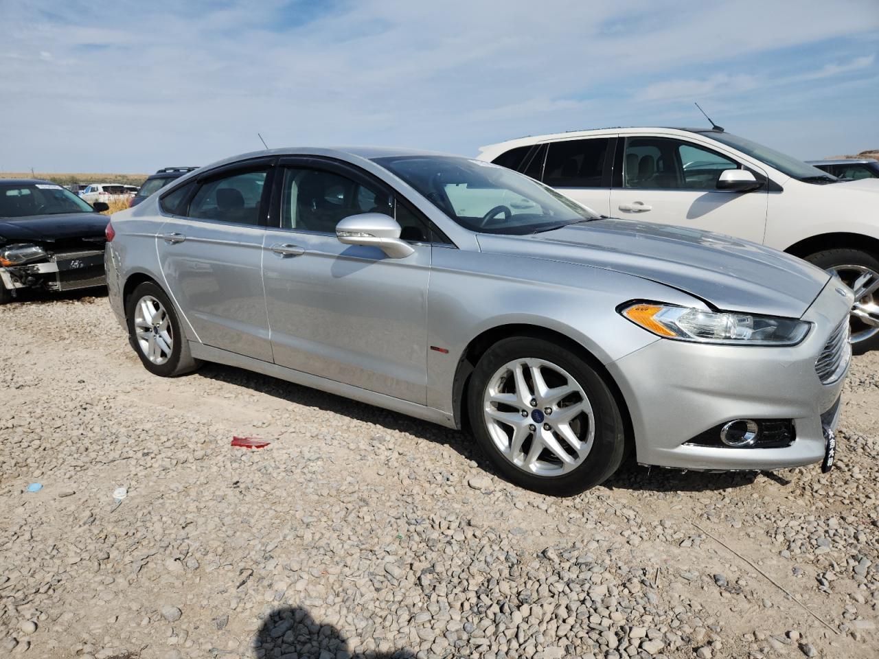 2016 Ford Fusion Se - Фото 4