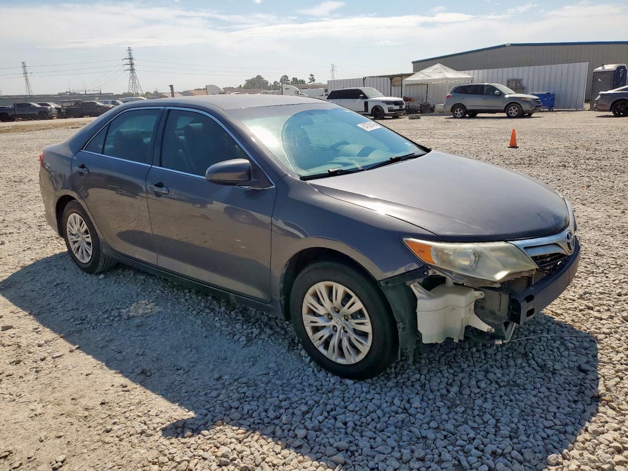 2012 Toyota Camry Base - Фото 4