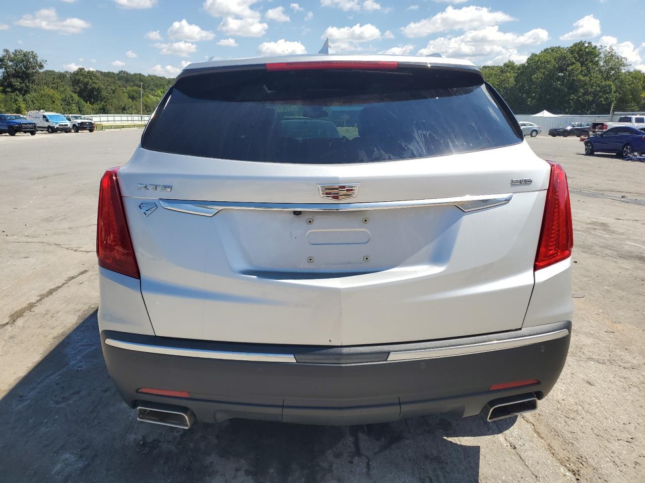 2018 Cadillac Xt5 Premium Luxury - Image 6