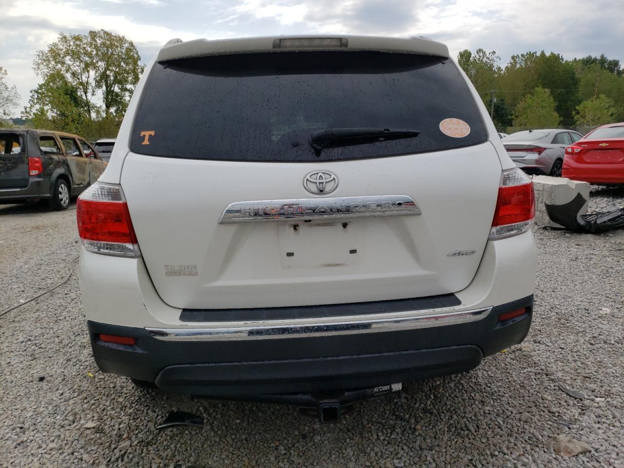 2012 Toyota Highlander Base - Фото 6