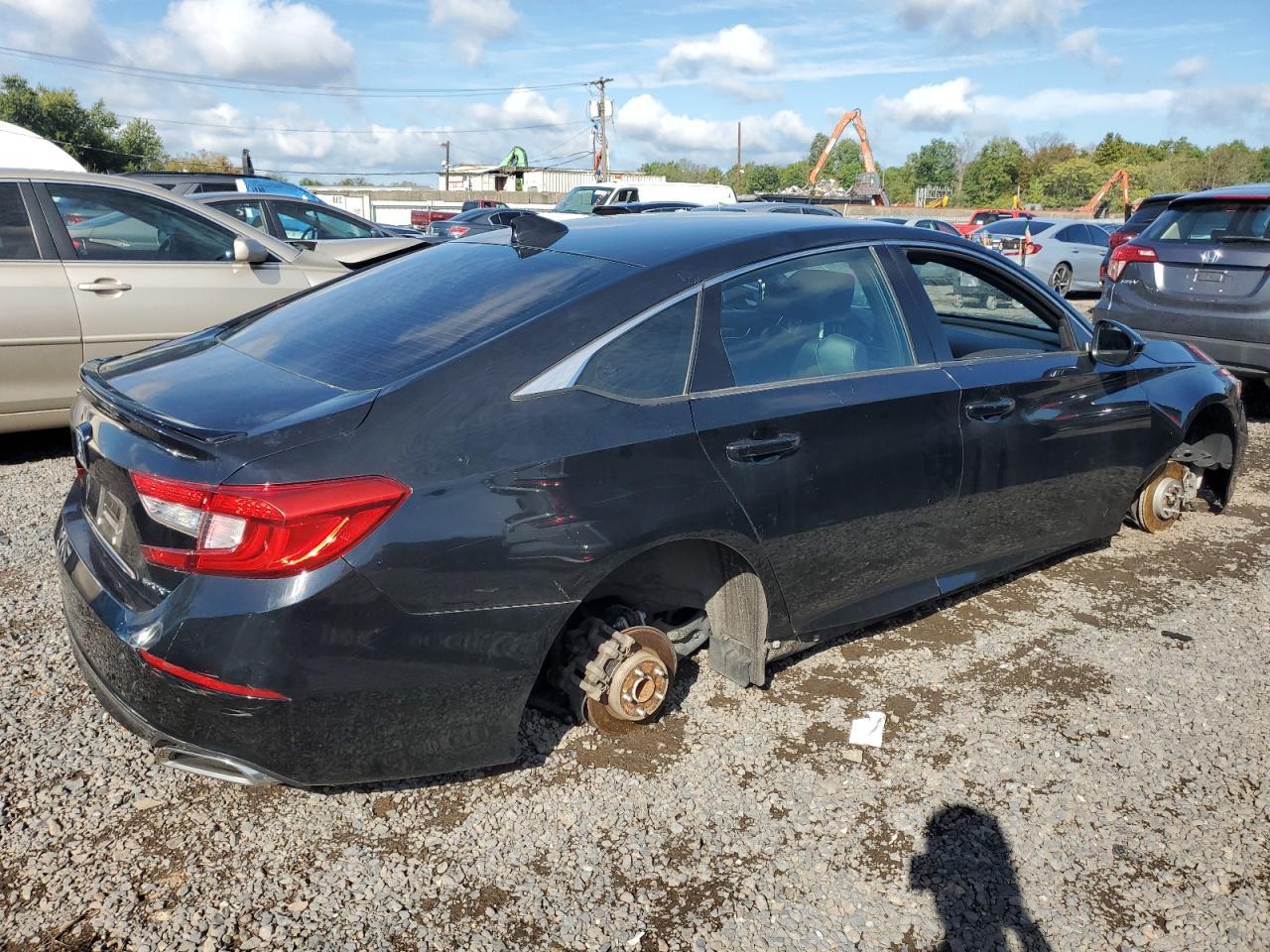 2020 Honda Accord Sport - Image 3