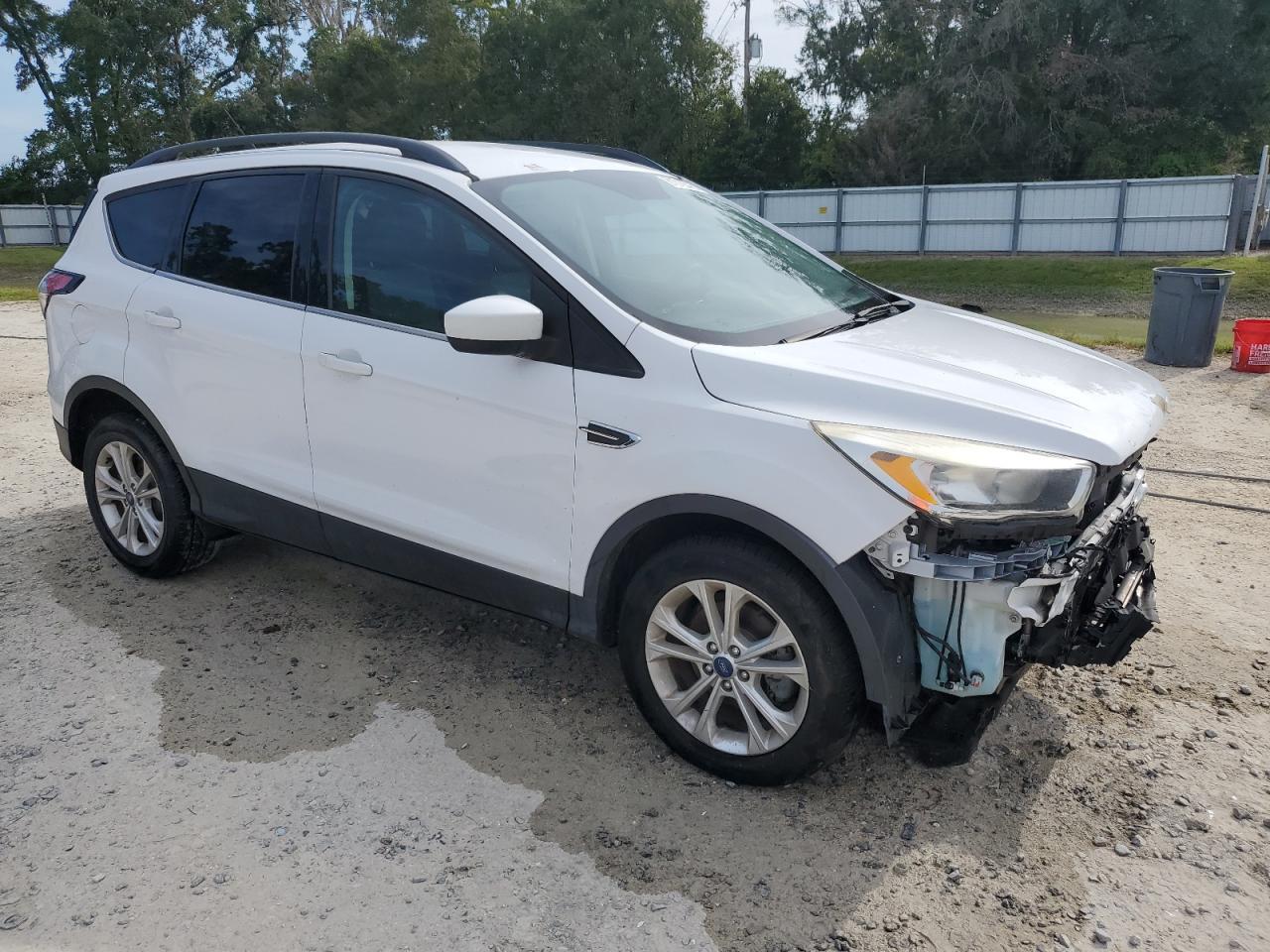 2018 Ford Escape Se - Фото 4