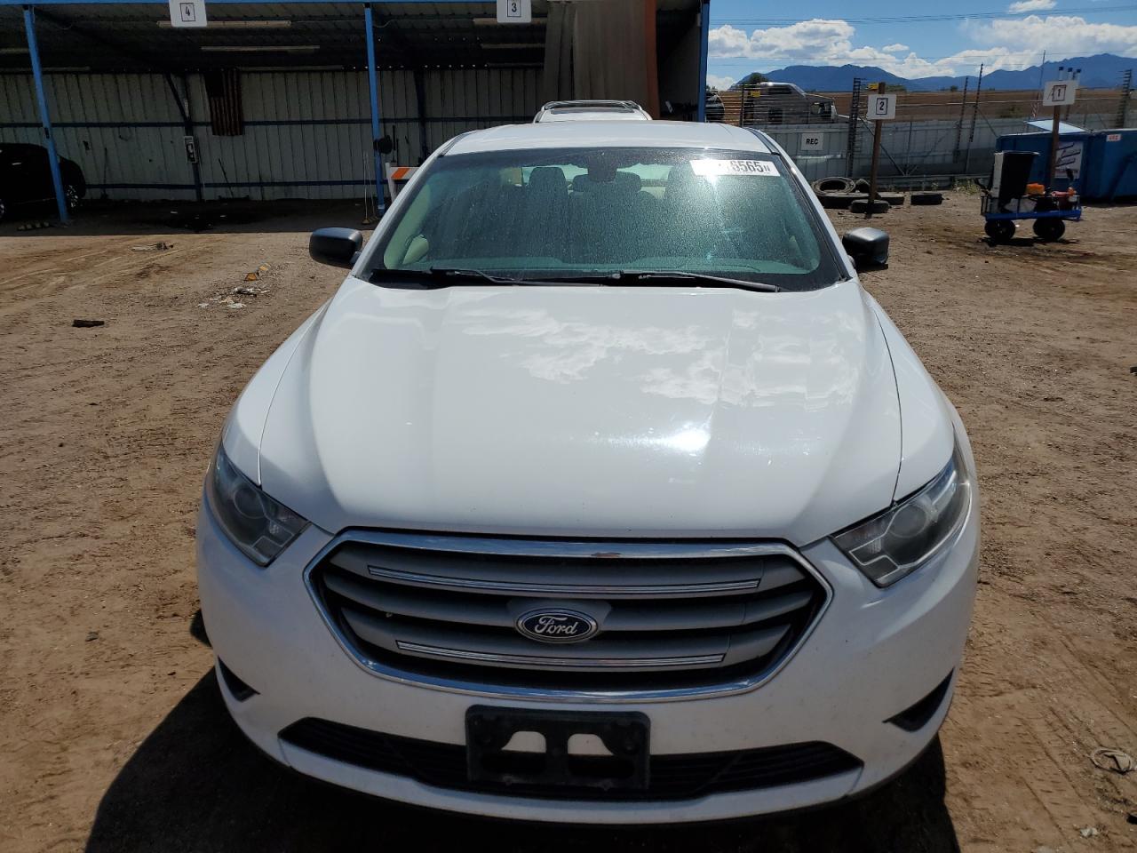 2016 Ford Taurus Se - Image 5