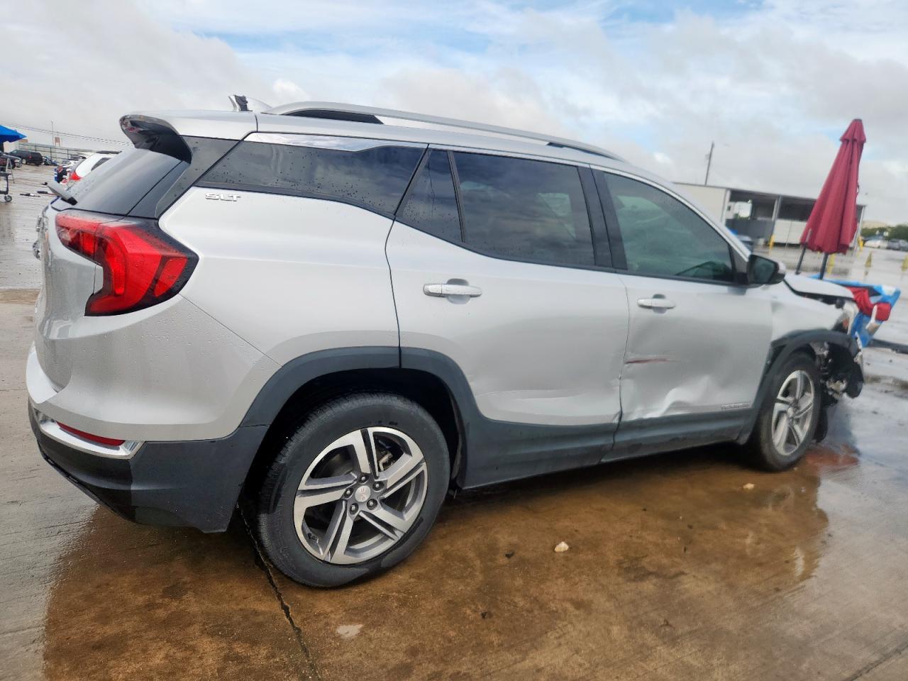 2019 GMC Terrain Slt - Image 3