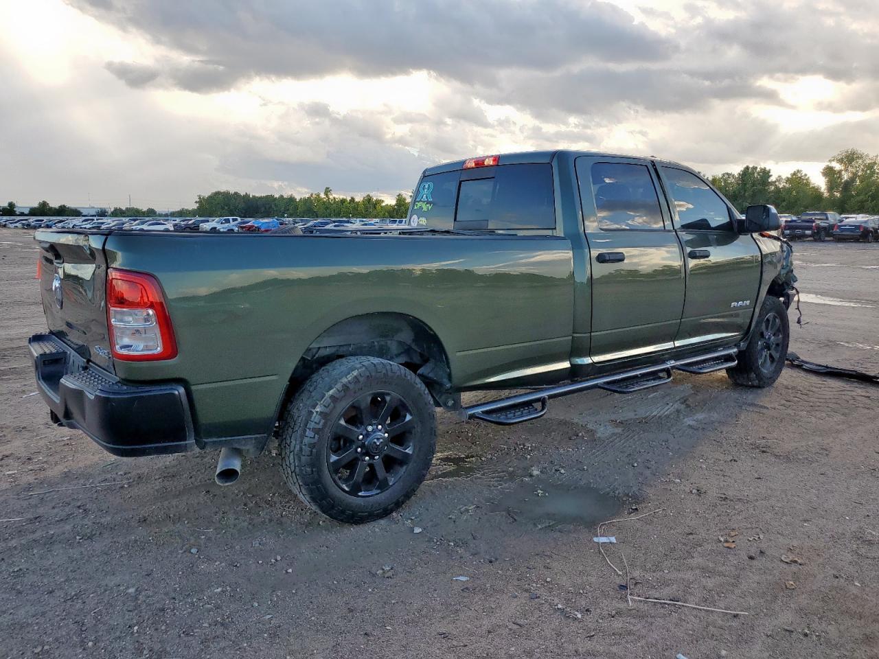 2022 Ram 2500 Tradesman - Image 3