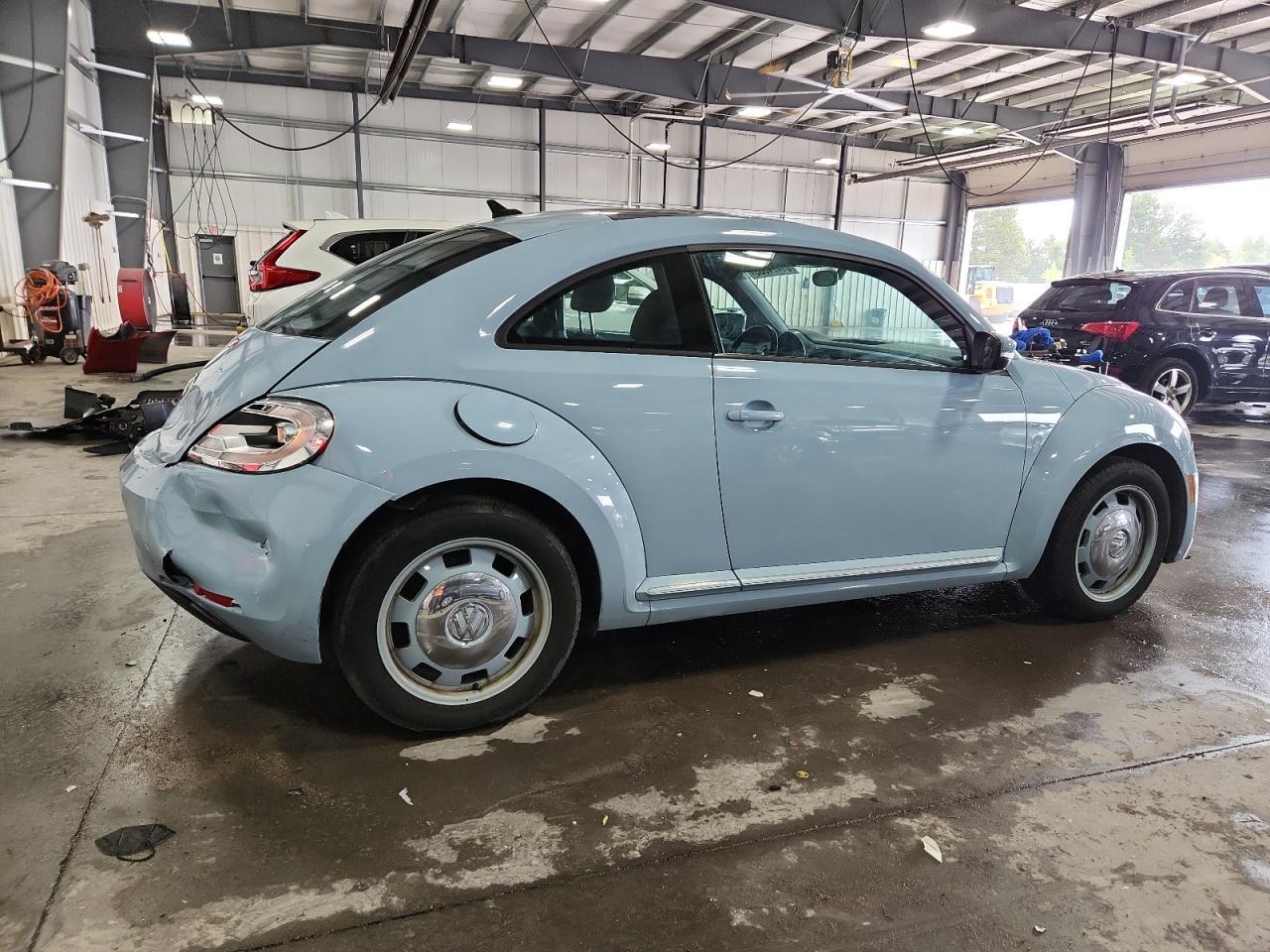 2014 Volkswagen Beetle - Фото 3