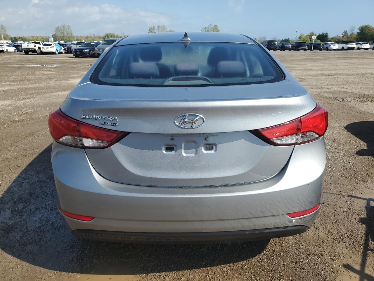 2015 Hyundai Elantra Se - Фото 6