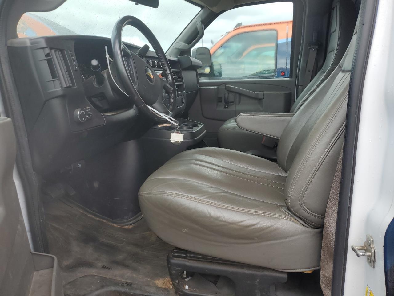 2021 Chevrolet Express G2500 - Фото 7