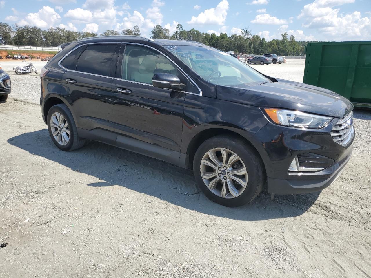 2019 Ford Edge Titanium - Фото 4