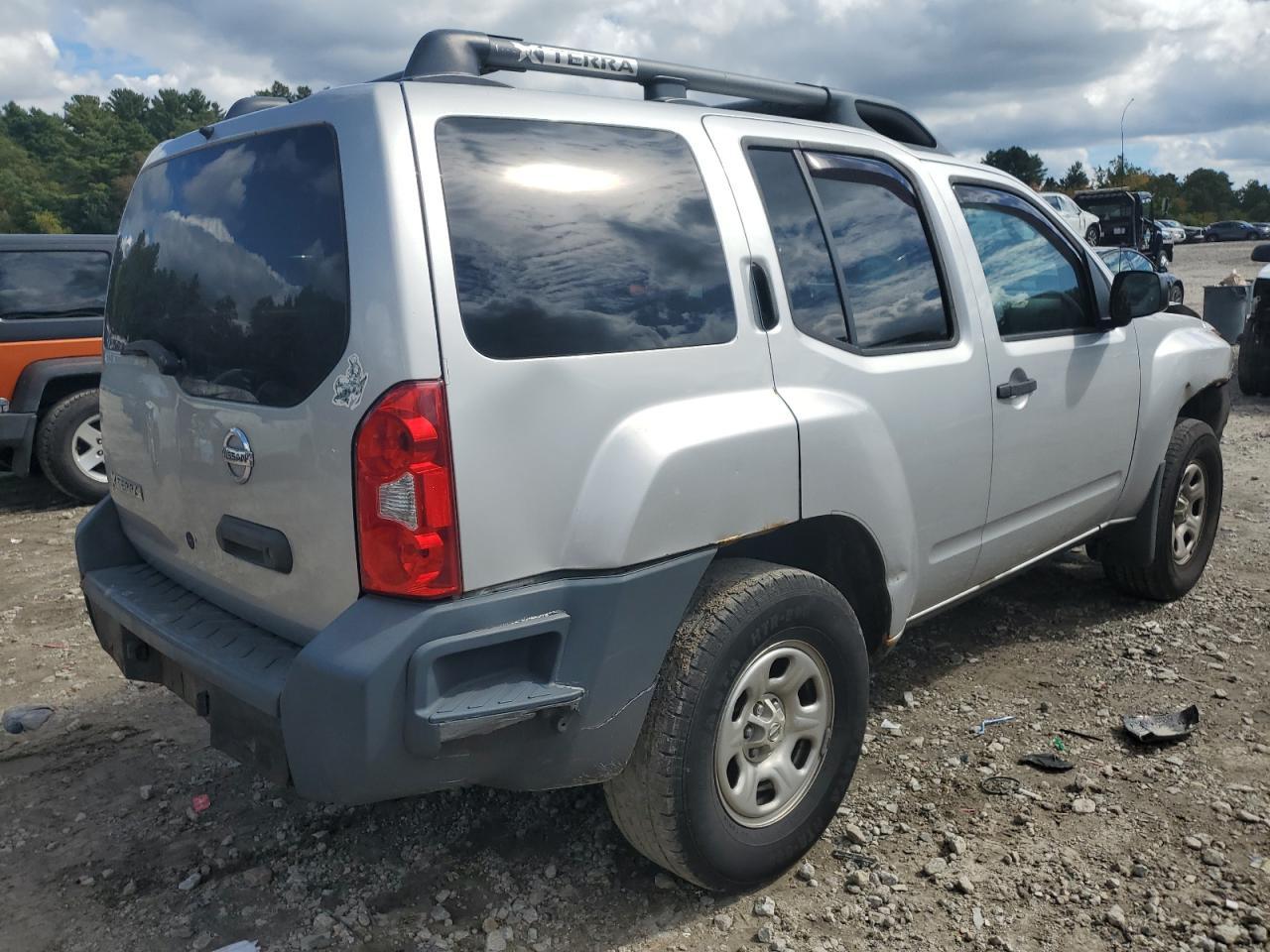 2008 Nissan Xterra X - Image 3