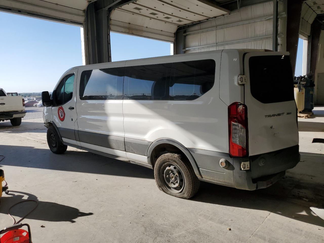 2019 Ford Transit T-350 - Фото 2