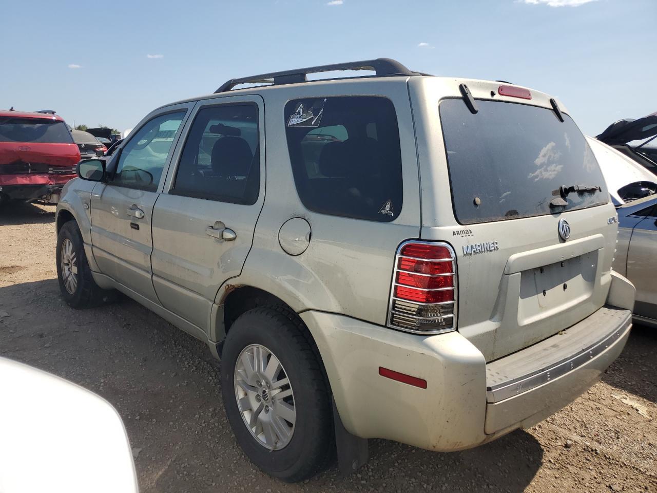 2005 Mercury Mariner - Image 2