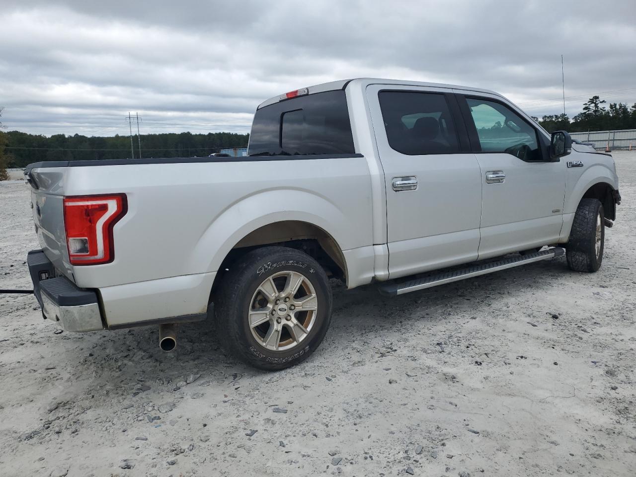 2015 Ford F150 Supercrew - Фото 3