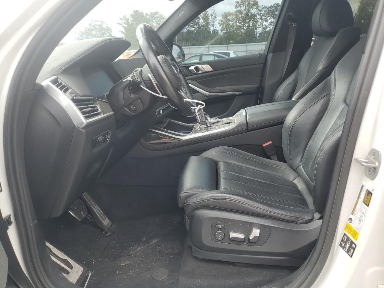 2022 BMW X7 M50I - Фото 7