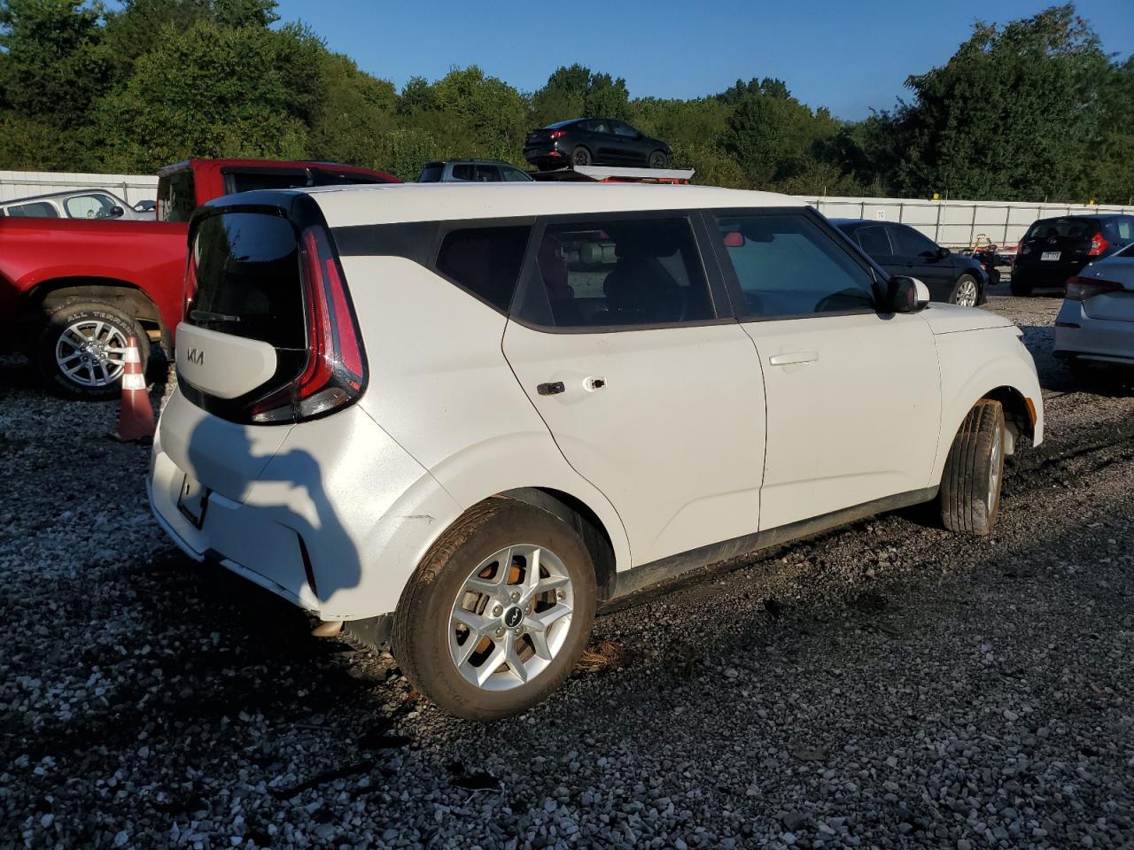 2023 Kia Soul Lx - Фото 3