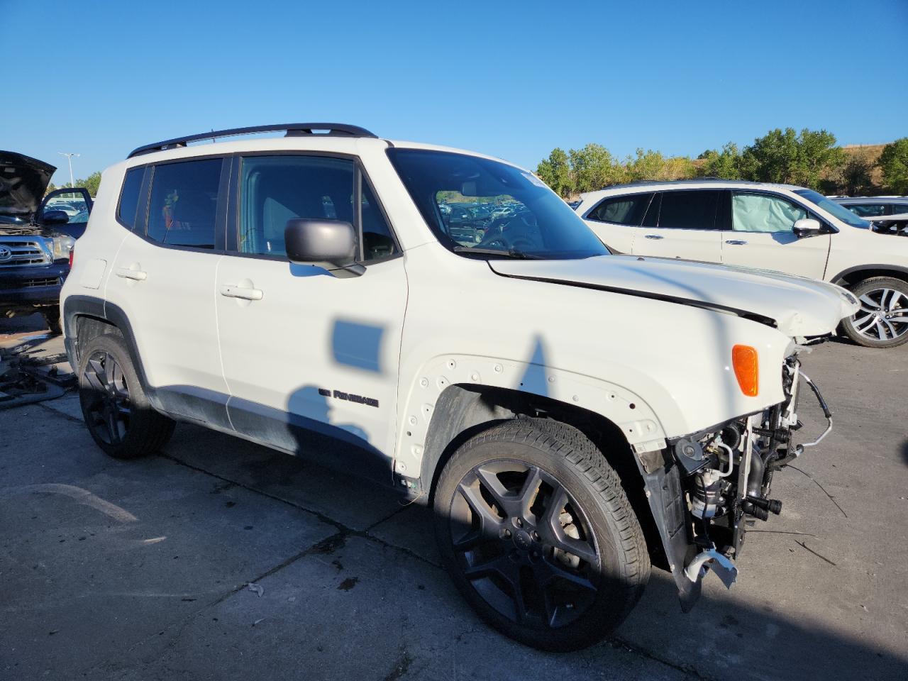 2021 Jeep Renegade Latitude - Фото 4