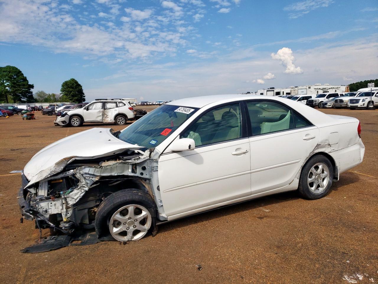2004 Toyota Camry Le