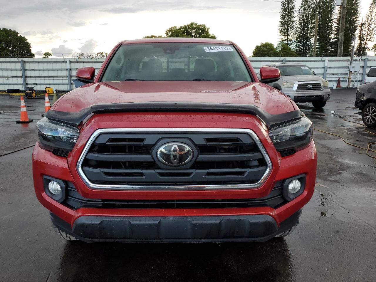 2018 Toyota Tacoma Double Cab - Фото 5