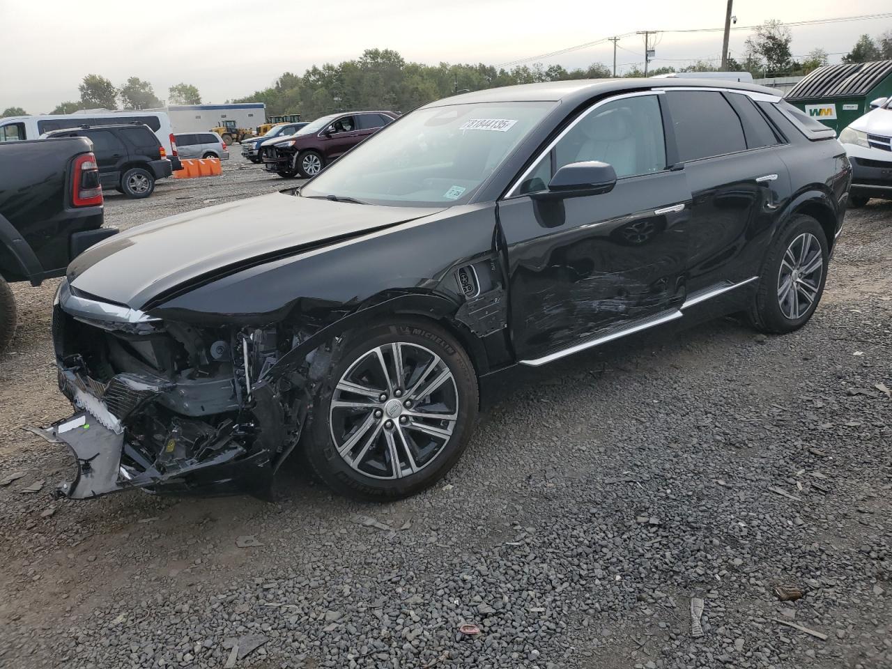 2023 Cadillac Lyriq Luxury