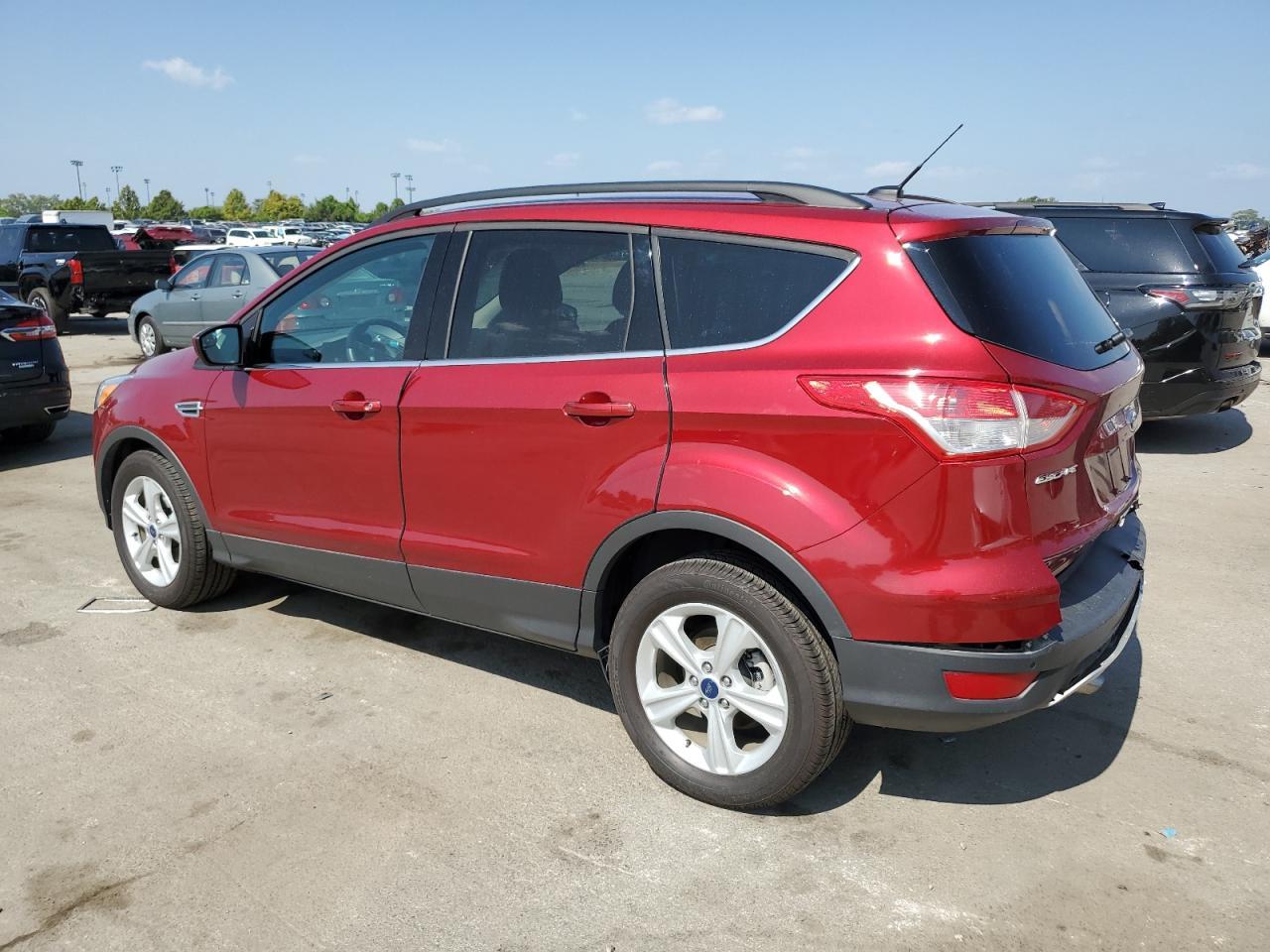 2014 Ford Escape Se - Фото 2