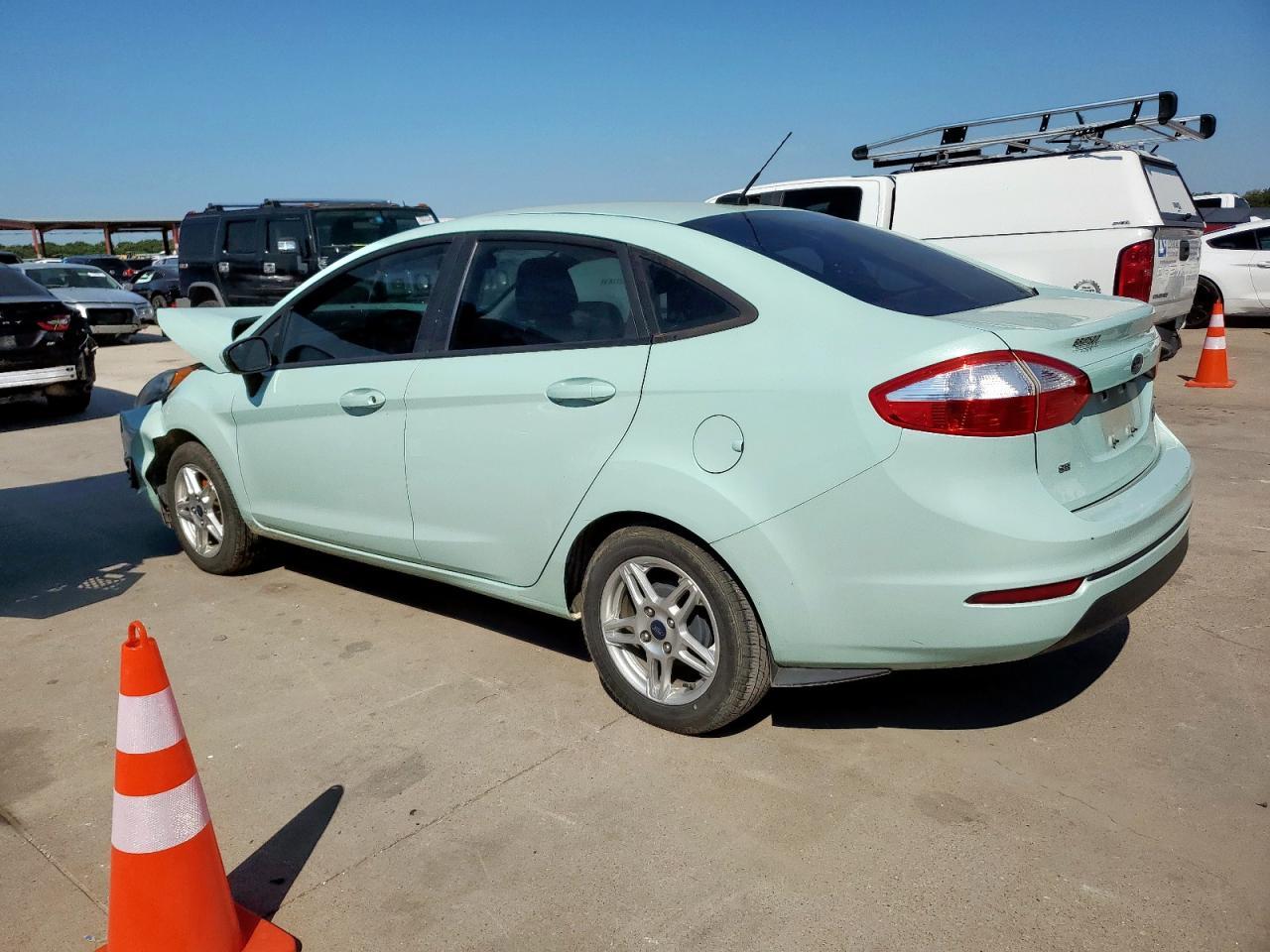 2019 Ford Fiesta Se - Фото 2