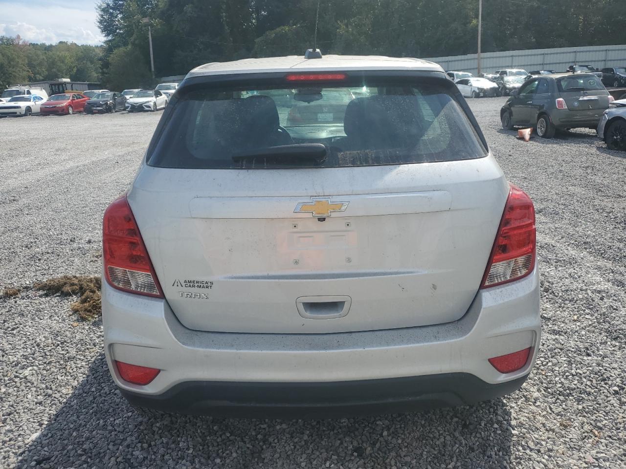 2020 Chevrolet Trax Ls - Image 6