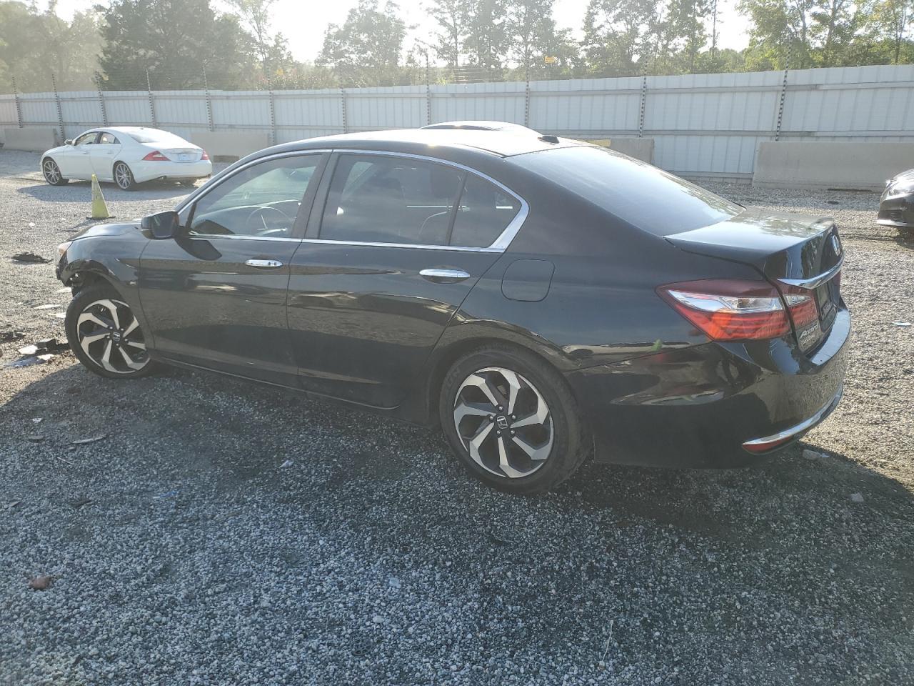 2016 Honda Accord Ex - Фото 2